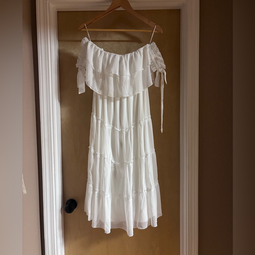Tiered midi dress - Picture 6 of 7